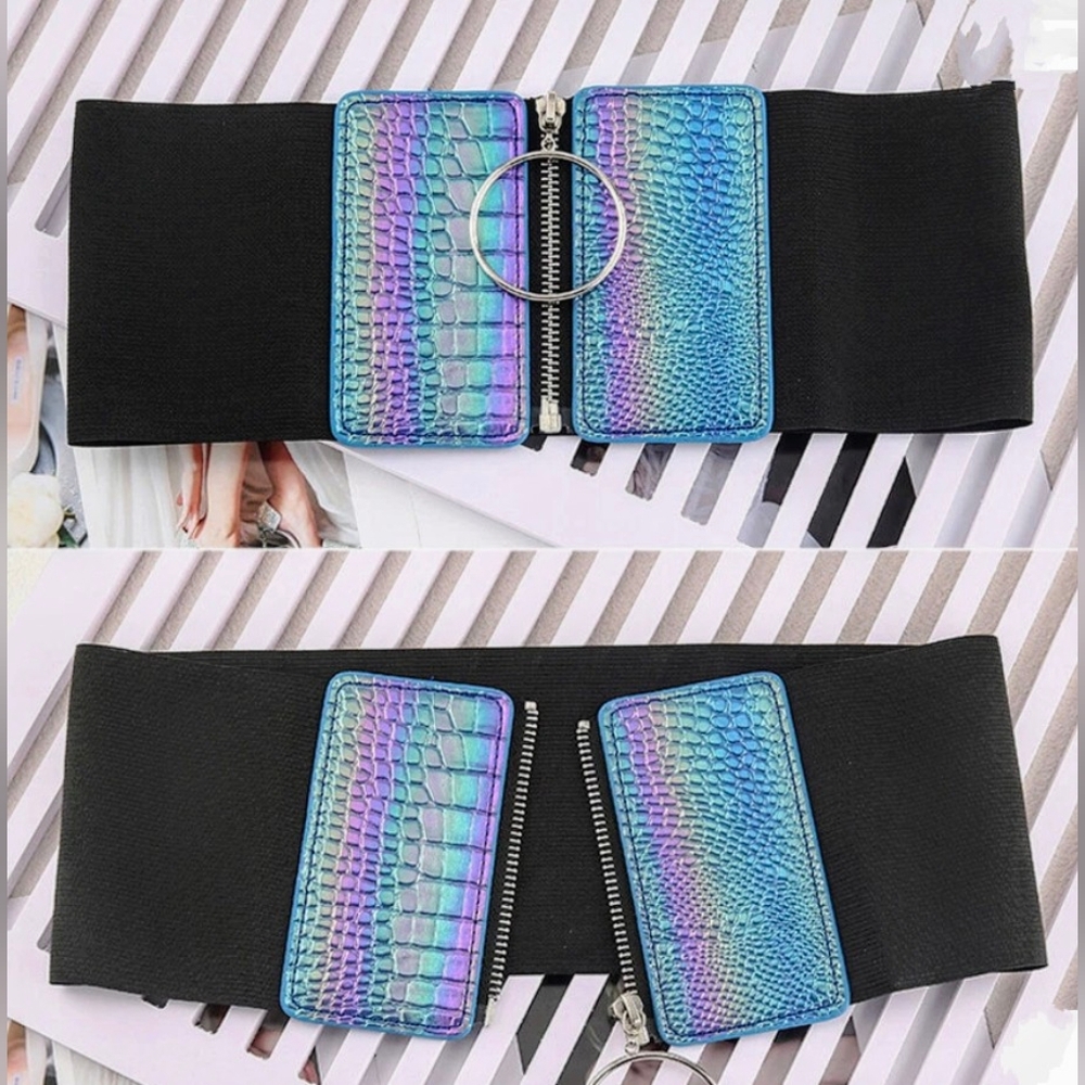 ☄️ Iridescent Snakeskin Belt - Picture 2 of 7